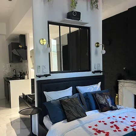 Sauvage-love Room****, Centre-historique * Avignon